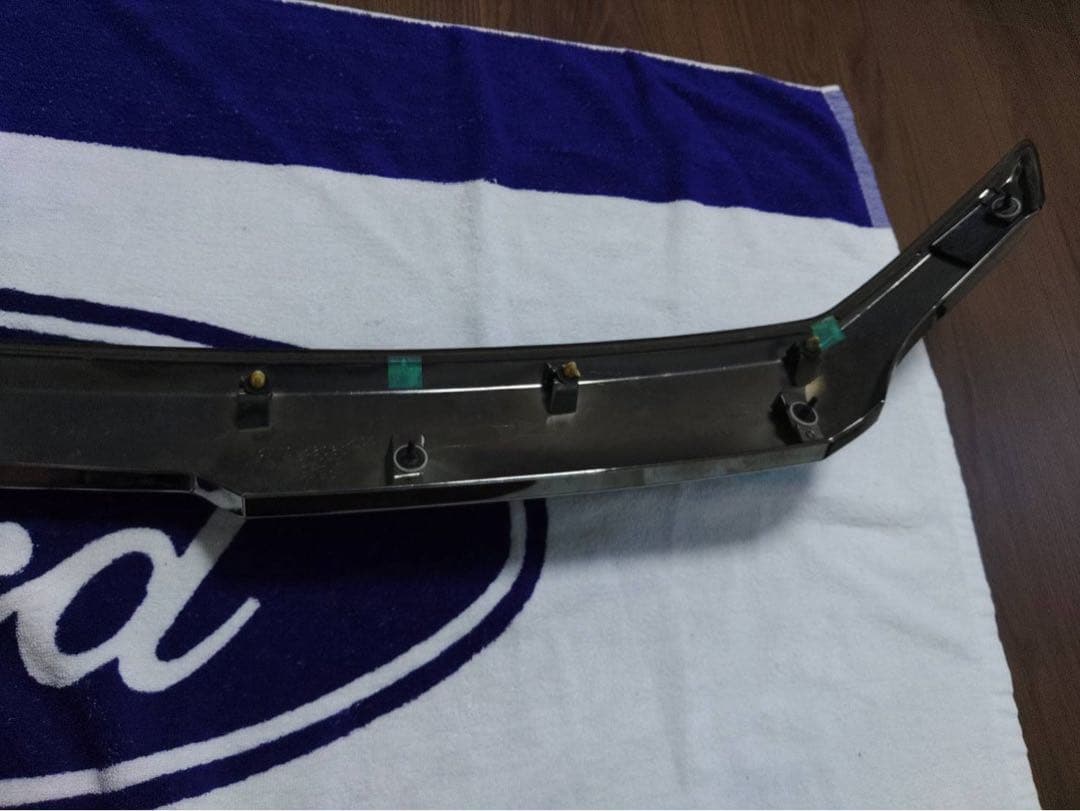 AGH30W ヴェルファイア　純正　ボンネットモール　75770-58080