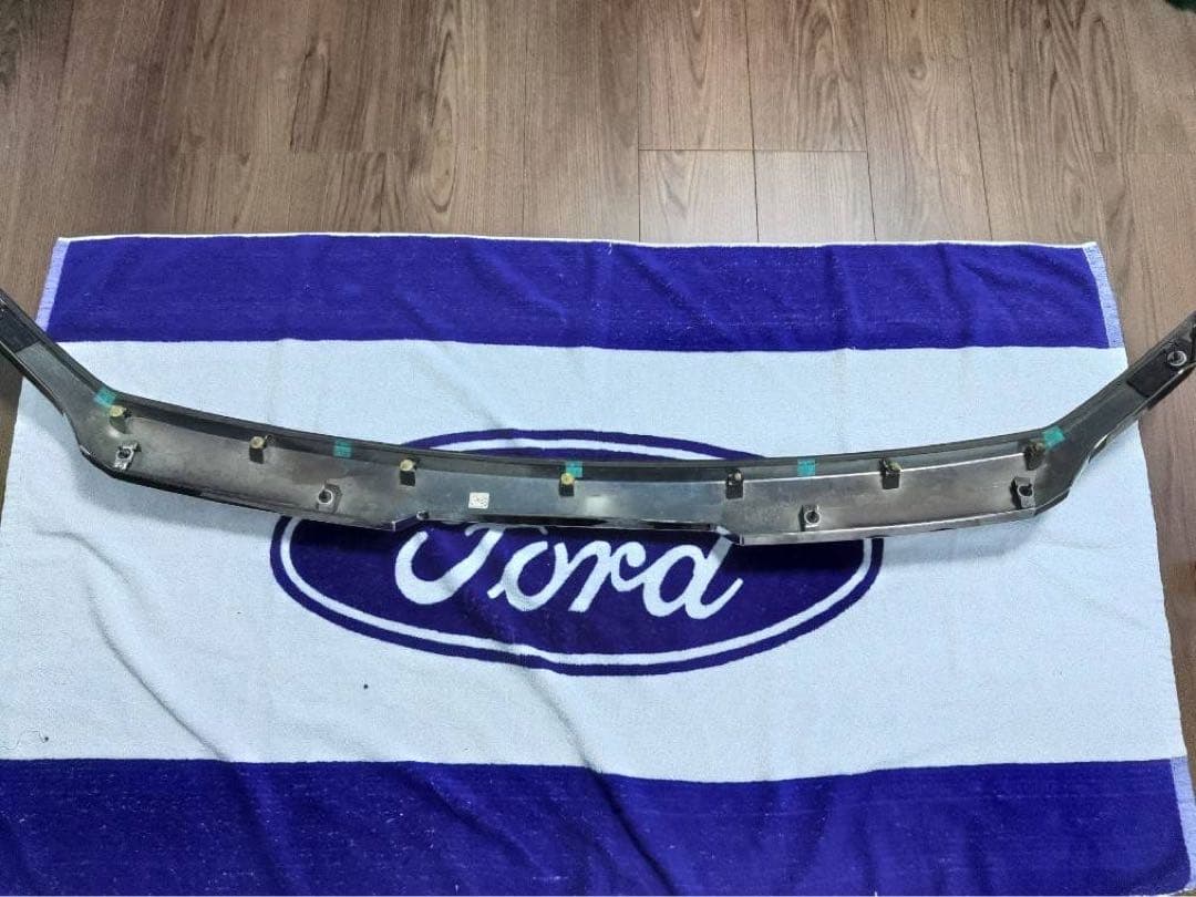 AGH30W ヴェルファイア　純正　ボンネットモール　75770-58080