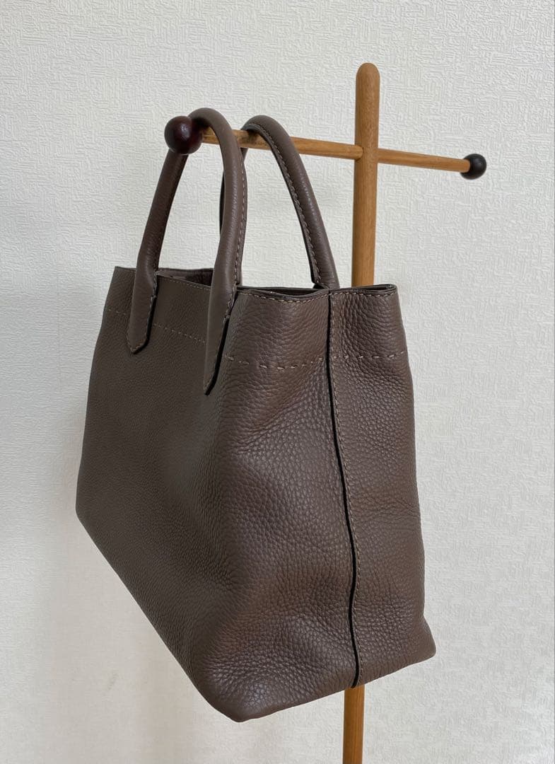 トリーバーチ バッグ(ショルダーストラップ付き)