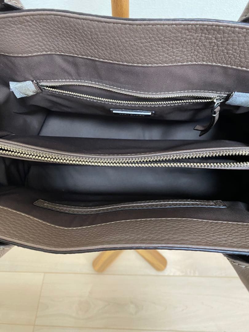 トリーバーチ バッグ(ショルダーストラップ付き)