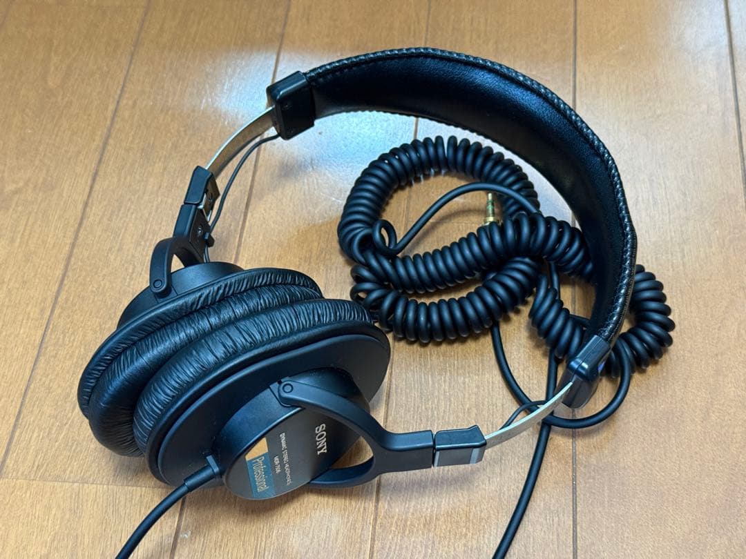 る*な様 美品 SONY MDR-7506 スタジオモニターヘッドフォン