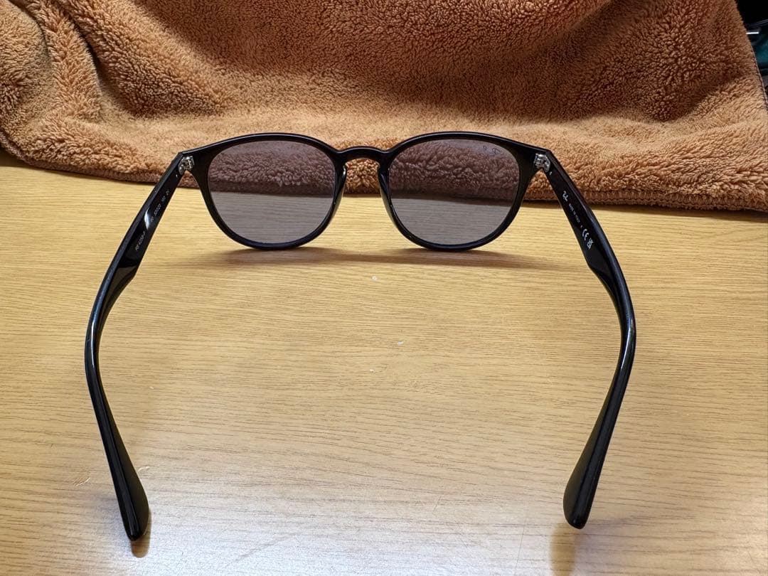 Ray-Ban レイバン　サングラス　RB4259F