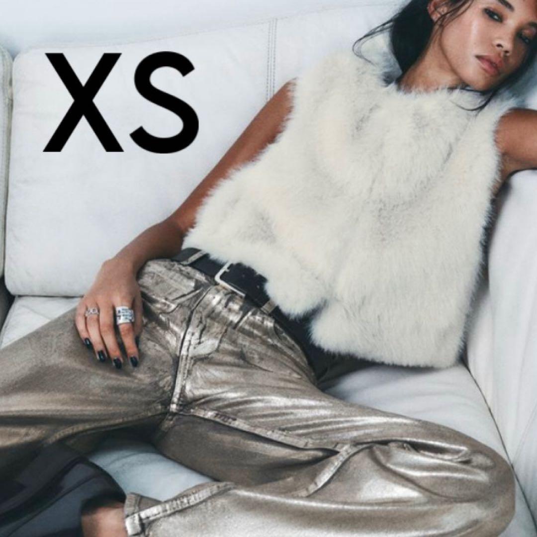 新品・完売品 ZARA ショート フェイクファーベスト XS ライトベージュ