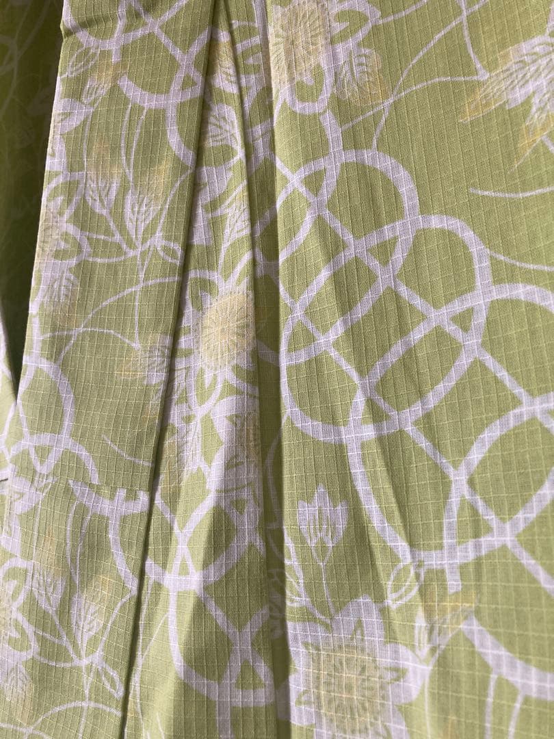 未使用　しつけ糸付　三勝　浴衣　黄緑　鉄線（テッセン）Mサイズ