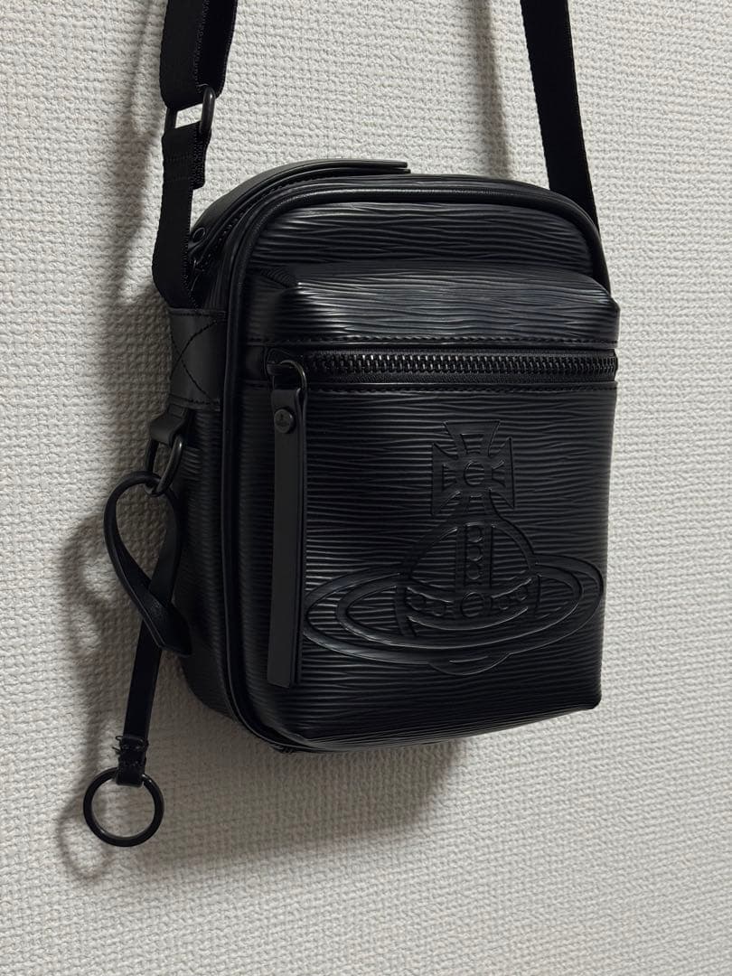 【Vivienne Westwood】型押し レザー ショルダー バッグ