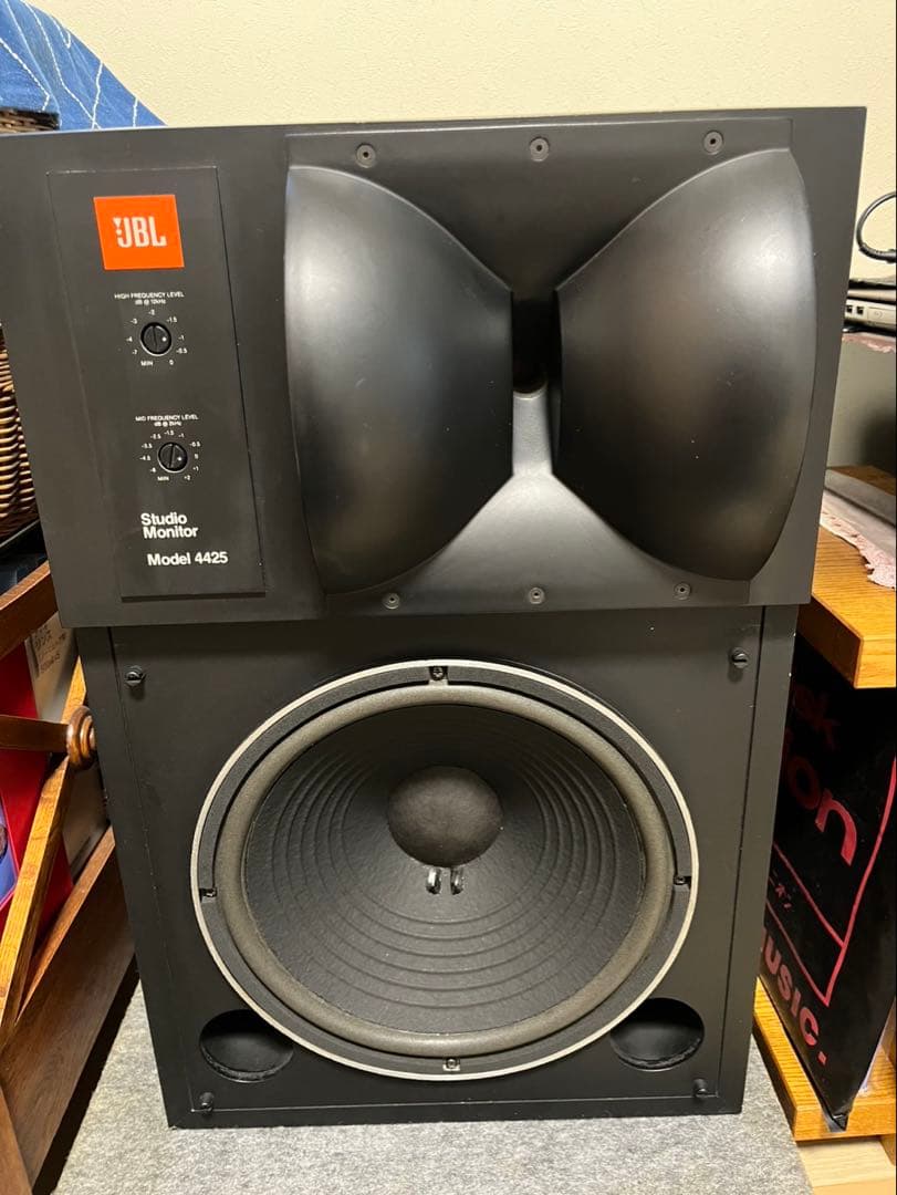 値下げ！JBL 4425 studio monitor