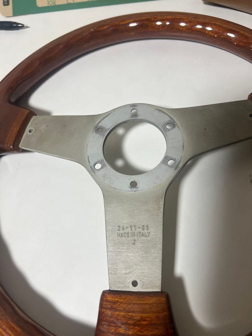 イタルボランテ　アドミラルitalvolanti admiralステアリング