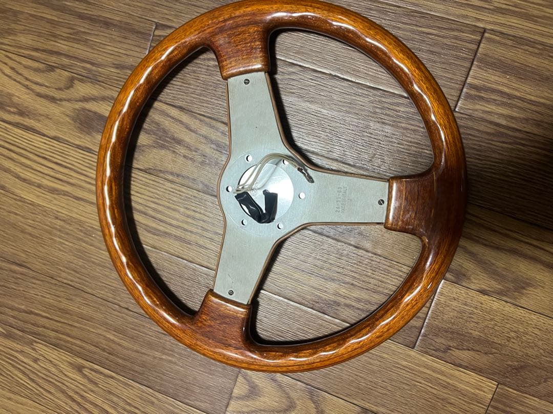 イタルボランテ　アドミラルitalvolanti admiralステアリング