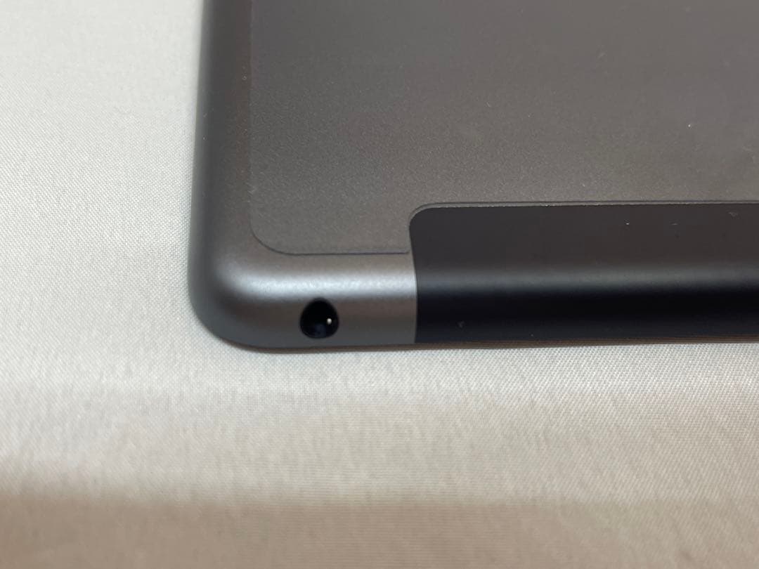 iPad 第9世代 256GB SIMフリー キーボード付