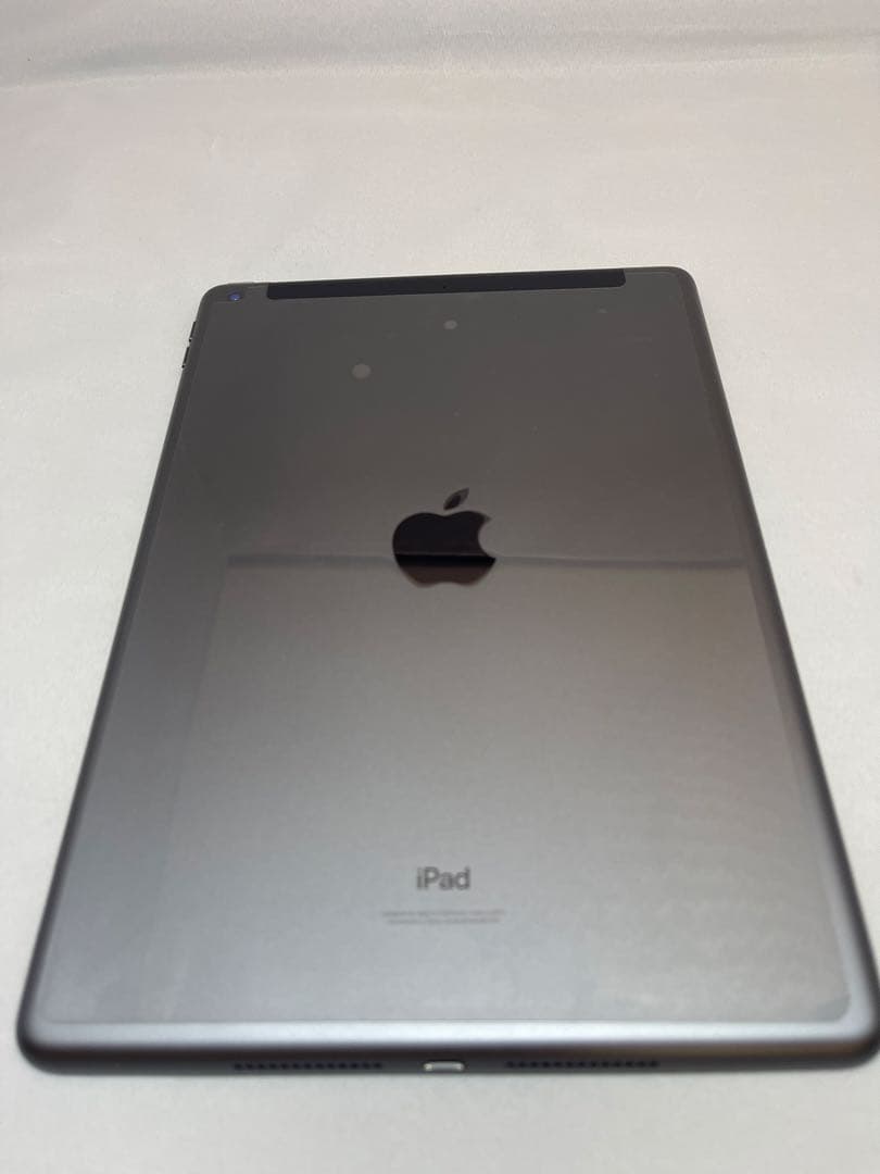 iPad 第9世代 256GB SIMフリー キーボード付