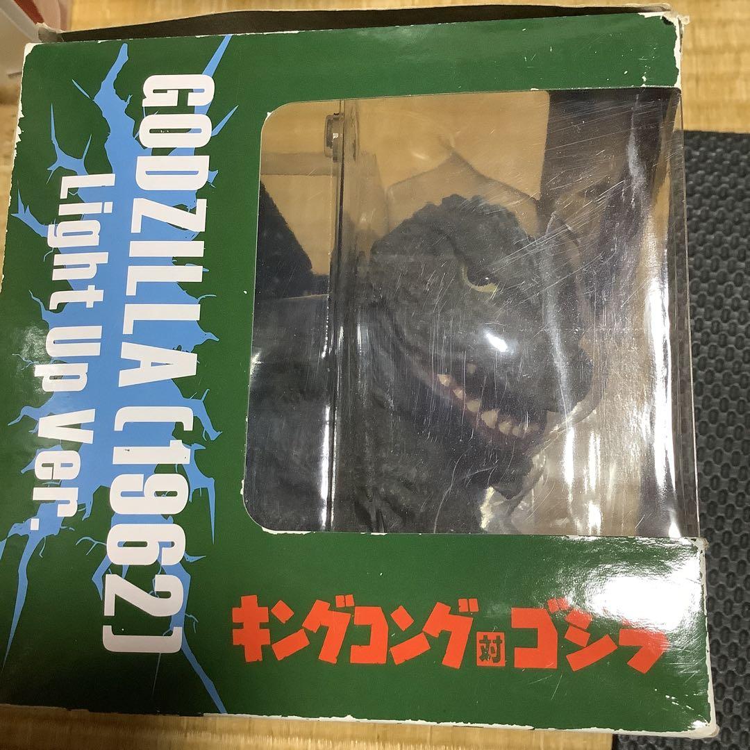 ゼ*ト様 エクスプラス デフォリアル ゴジラ (1962) 発光ver