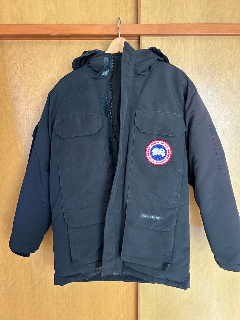   ブラック ダウンジャケット CITADEL