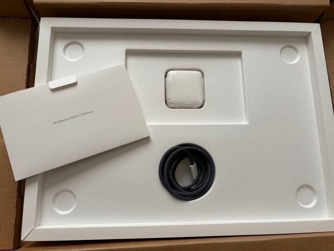 MacBook Air /15インチ、M3、2024