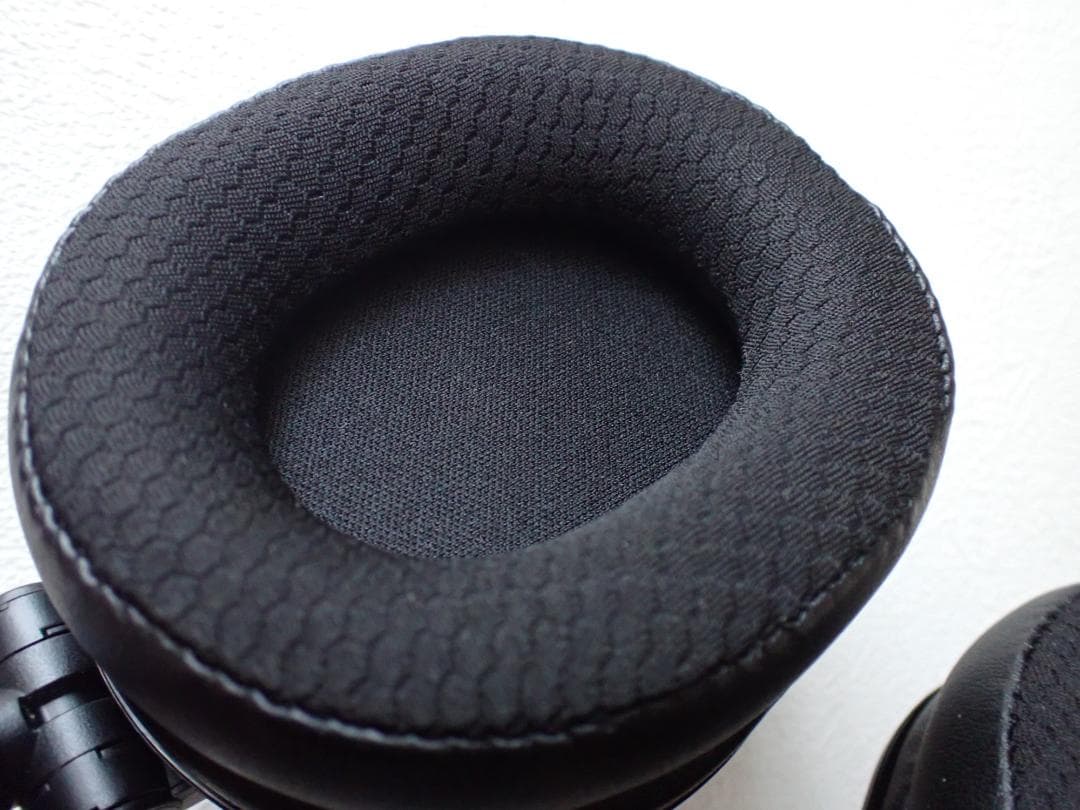 美品 オーディオテクニカ ATH-M50x プロフェッショナルモニターヘッドホン