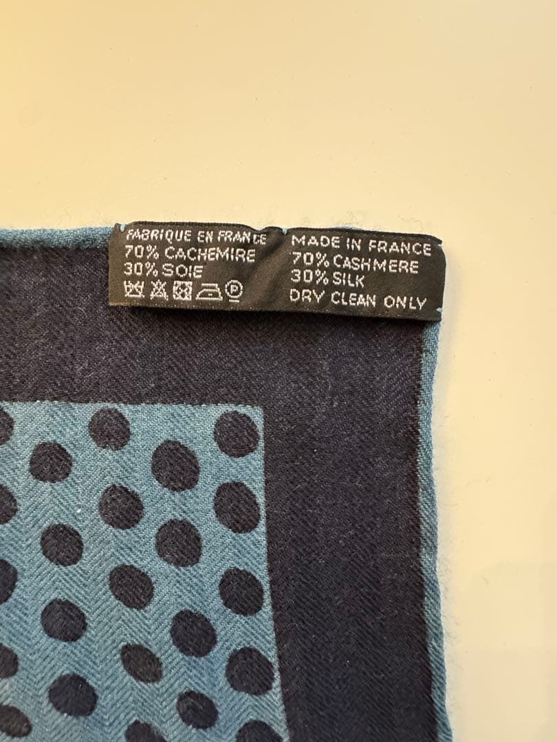 HERMES エルメス　カシミアシルク　ストール　ブルー系　クマ柄