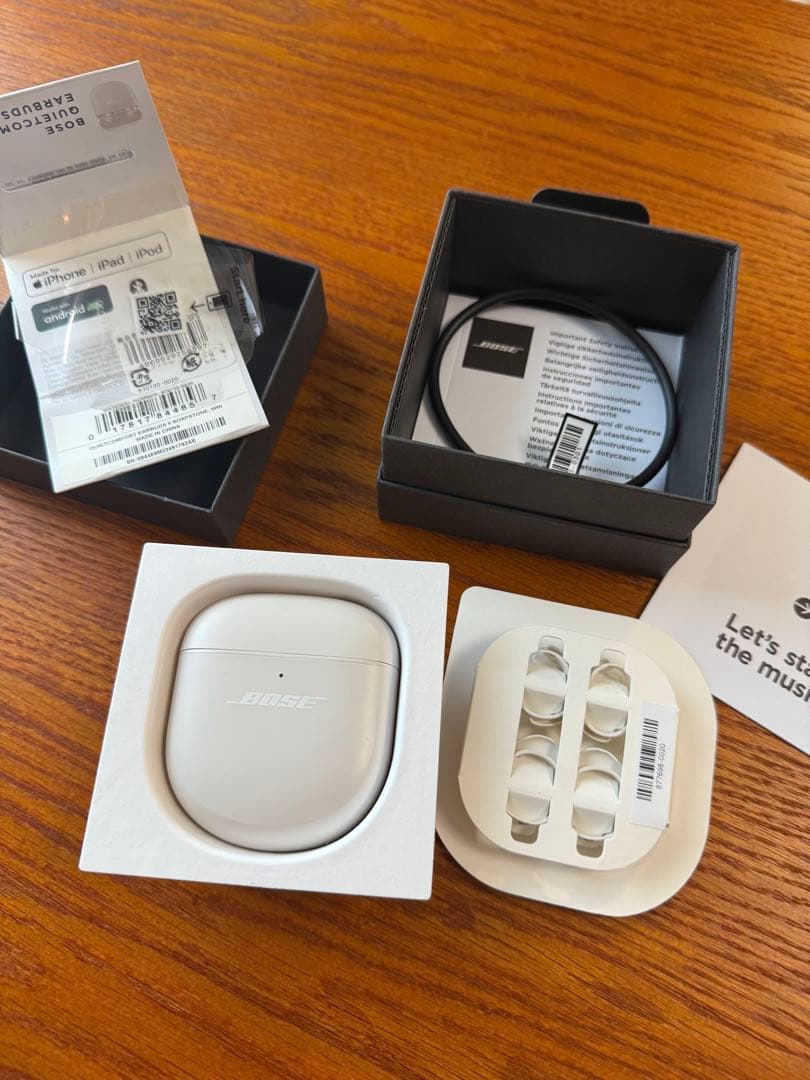 最安値 Bose QuietComfort Earbuds II ホワイト