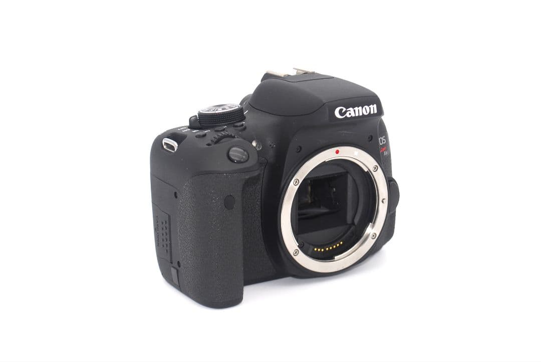 Wi-Fi機能内蔵でスマホにラクラク転送♪Canon Kiss X8i ボディ♪