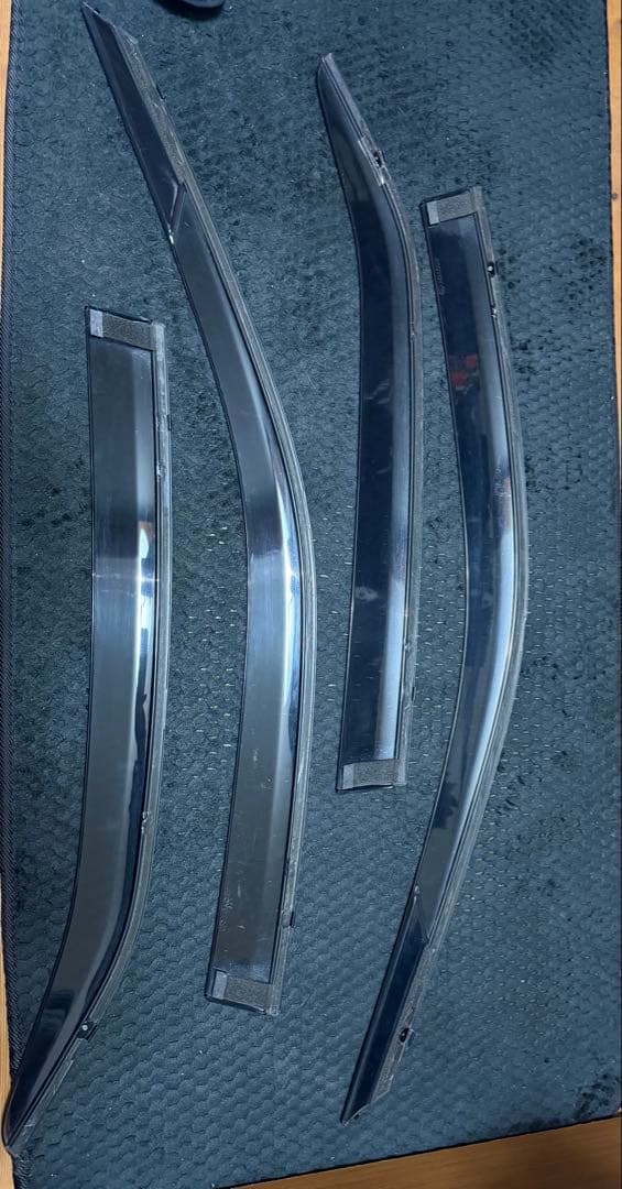 トヨタ純正 21クラウン ドアバイザー