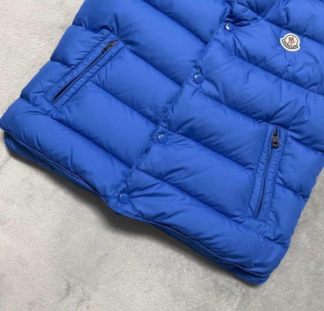 S相当★モンクレー Monclerダウンベスト ジレ 切替 ロゴ ワッペン 青