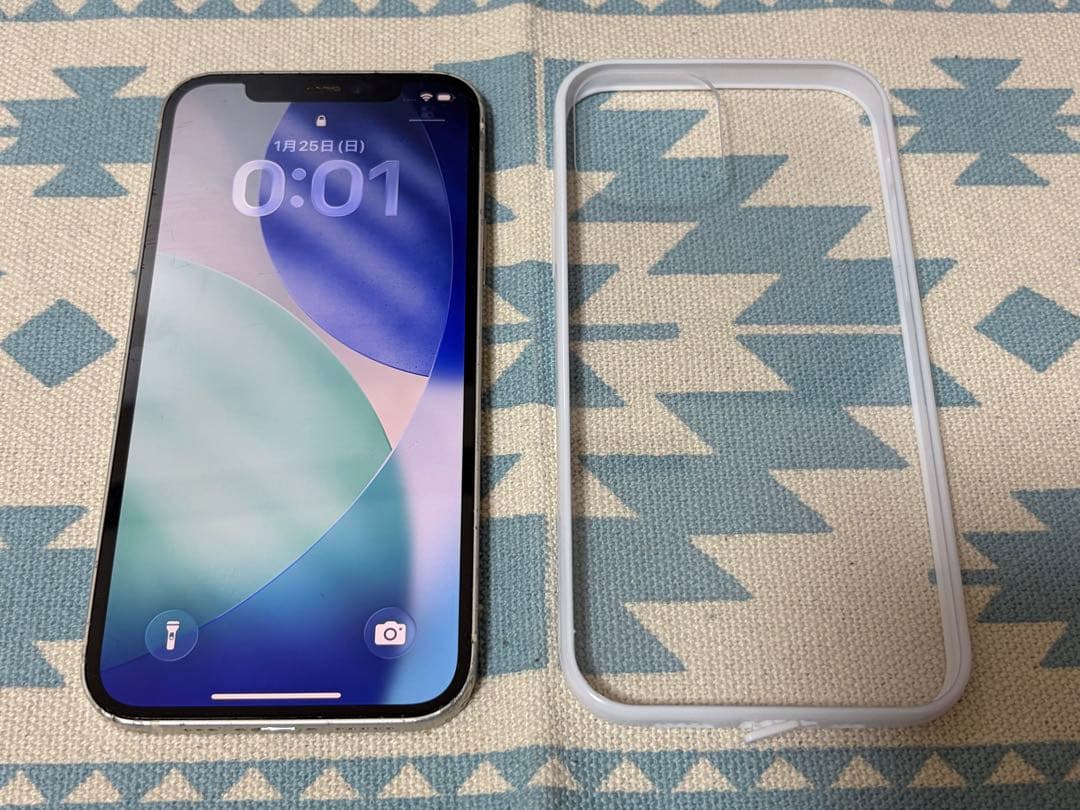 Apple iPhone 12 本体 ホワイト 128GB バッテリー容量87%