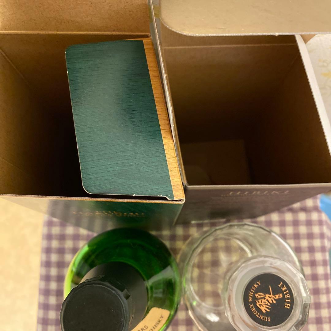 空瓶　空箱　白州 18年 & 響 21年