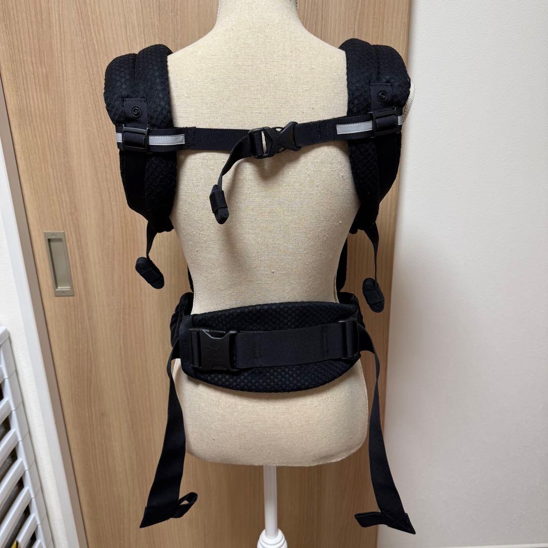 エルゴベビーオムニブリーズ☆抱っこ紐ダマスクよだれカバー付き☆ブラック黒