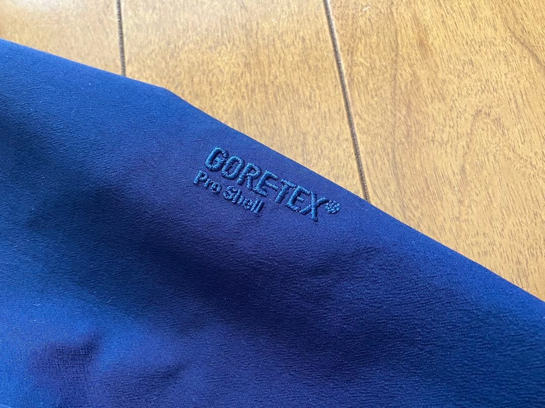 ARC'TERYX スキーウェアレディース