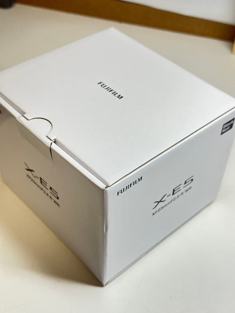 富士フイルム　X-E5 XF23mmレンズキット 日英2か国語モデル ブラック