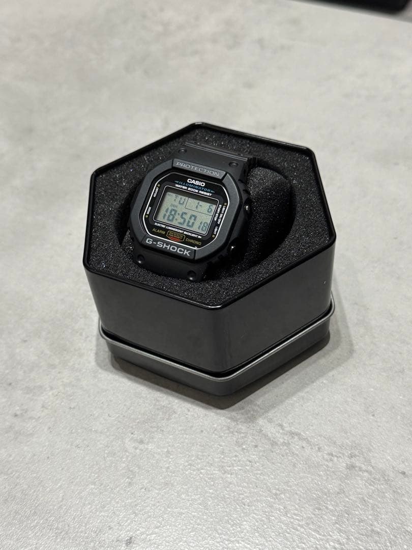 【美品】CASIO G-SHOCK デジタル腕時計 ブラック