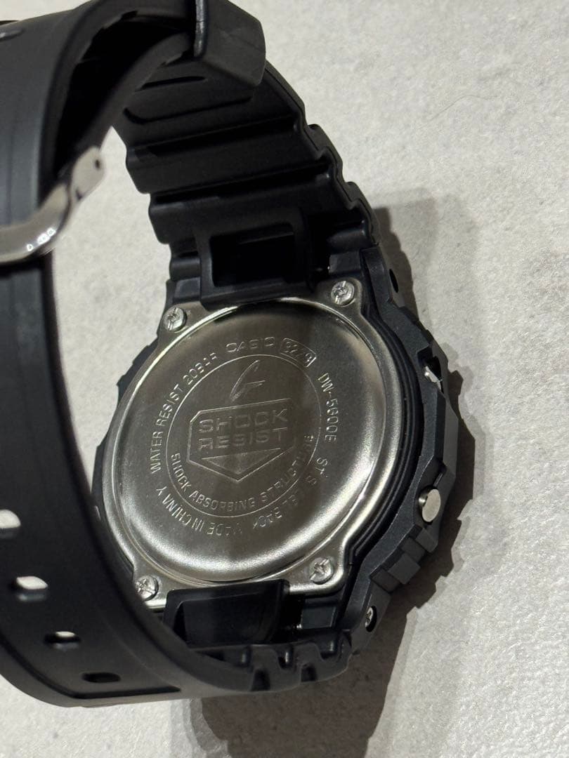 【美品】CASIO G-SHOCK デジタル腕時計 ブラック