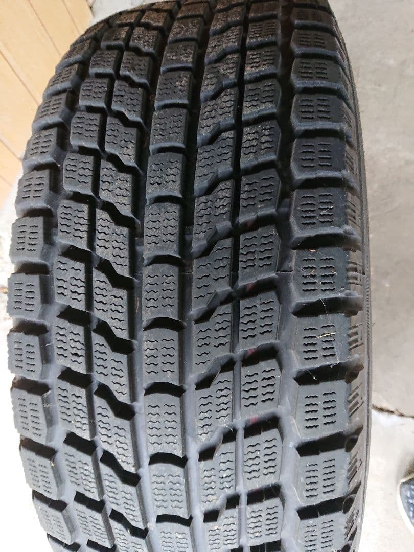 ランクル100用　 シグナス18インチ純正ホイール スタッドレスタイヤ4本セット