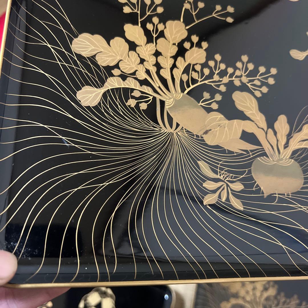 七草蒔絵吸物膳　八客