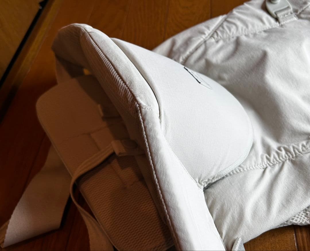 ベビーキャリアオン ピトレスク×ユナイテッドアローズ ベージュ