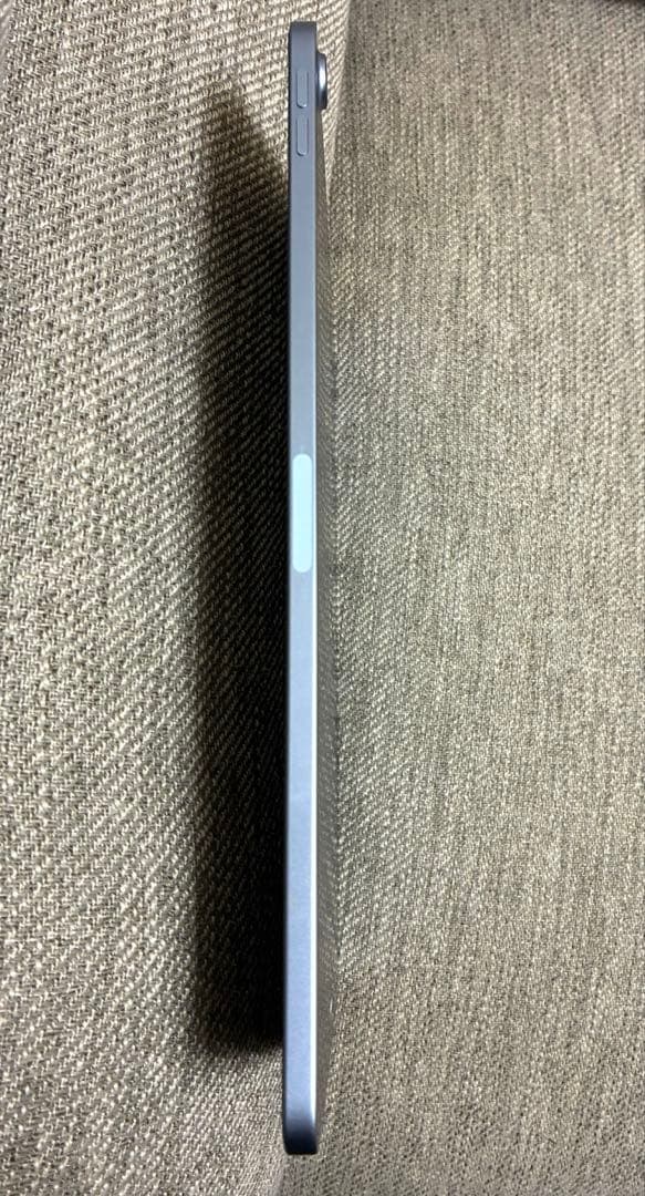 iPad Air 第4世代　256GB Wi-Fiモデル（スカイブルー）