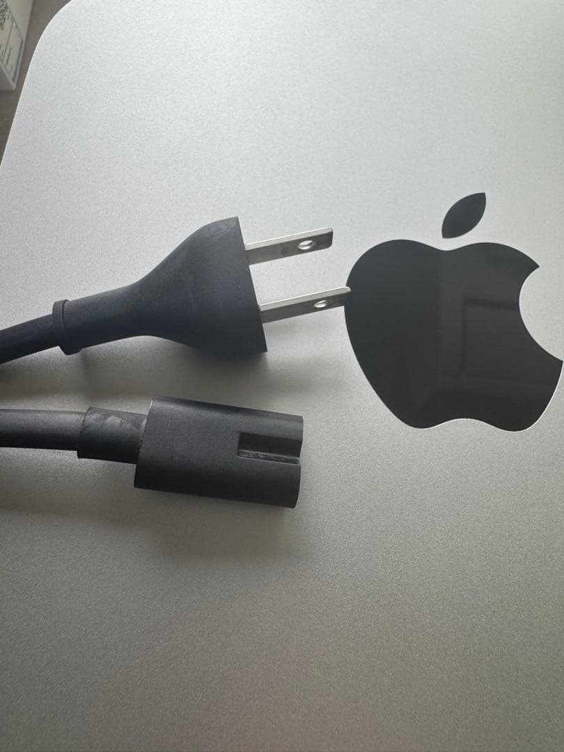 Apple Mac mini M2 本体 8G+256GB