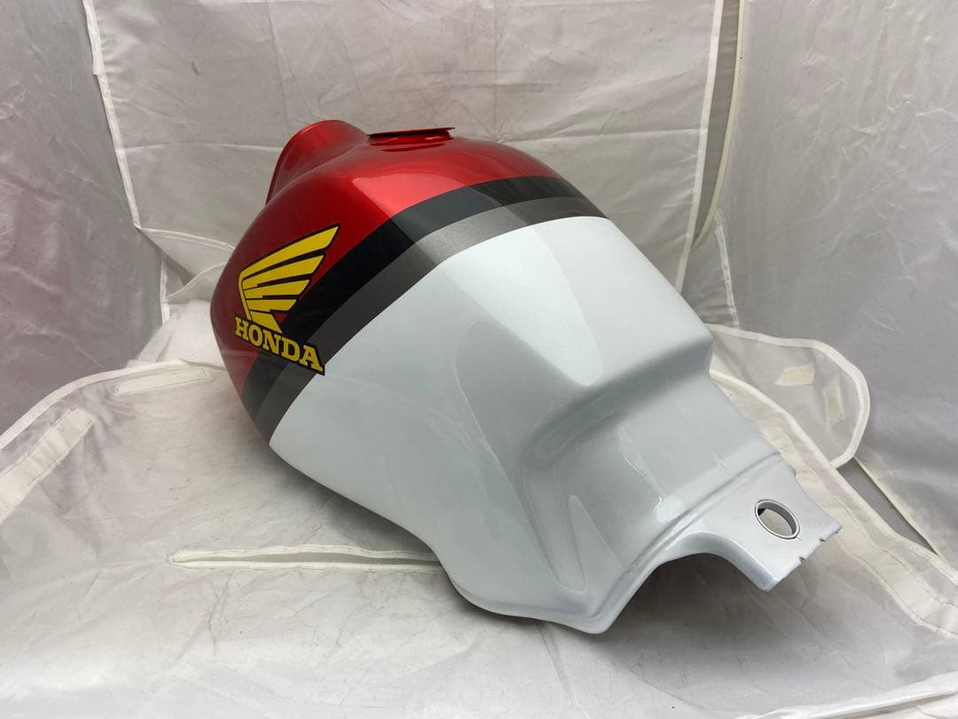 メ*0様 ホンダ　FTR223純正タンク　塗装後未使用品