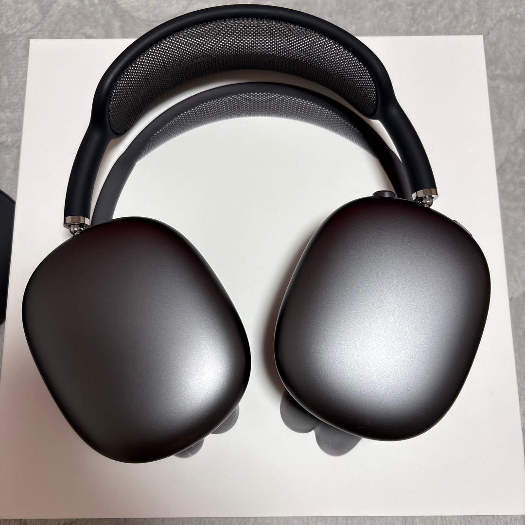 ヘッドホン AirPods Max