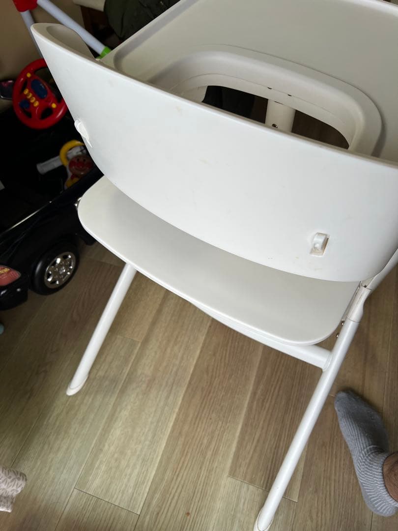 NOVUS ベビー高椅子 ホワイト
