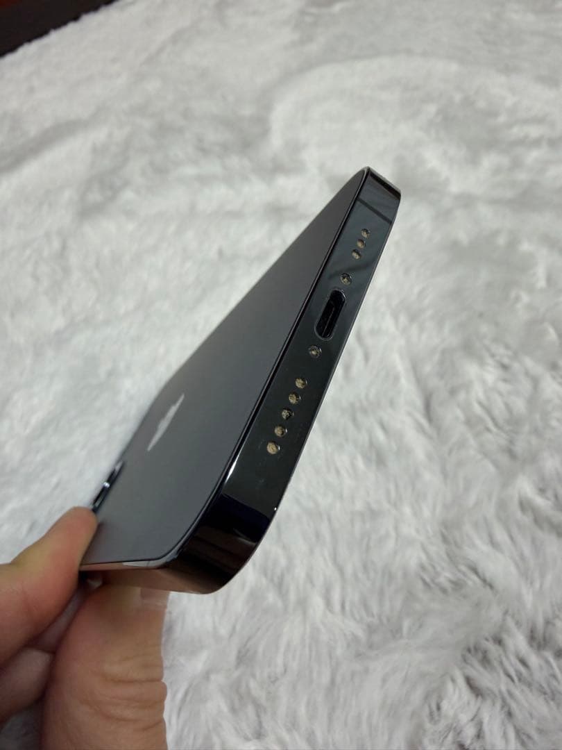 【美品】iPhone12 Pro 512 パシフィックブルーCASETiFY付