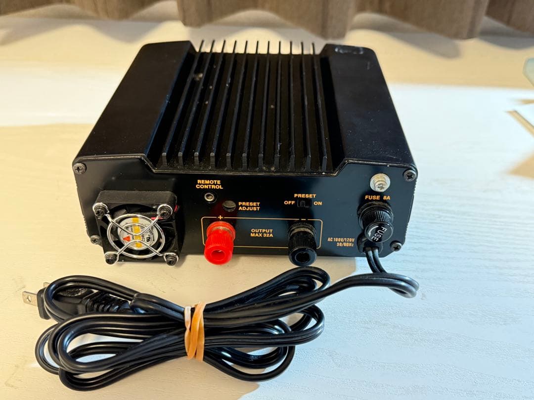 ALINCO 直流安定化電源 DM-330MV