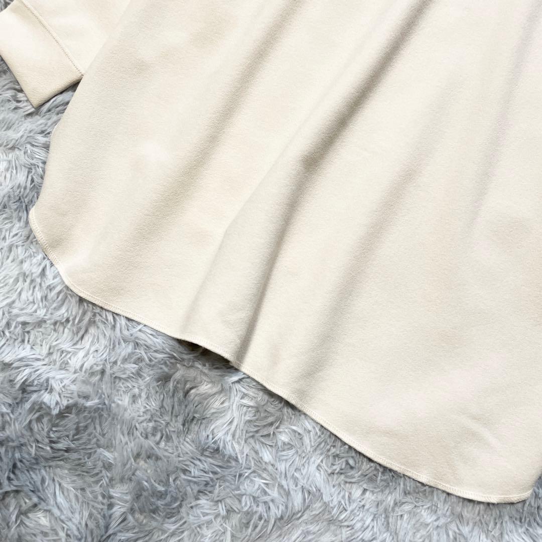 ‘25AW Whim Gazette Vガゼットプルオーバー