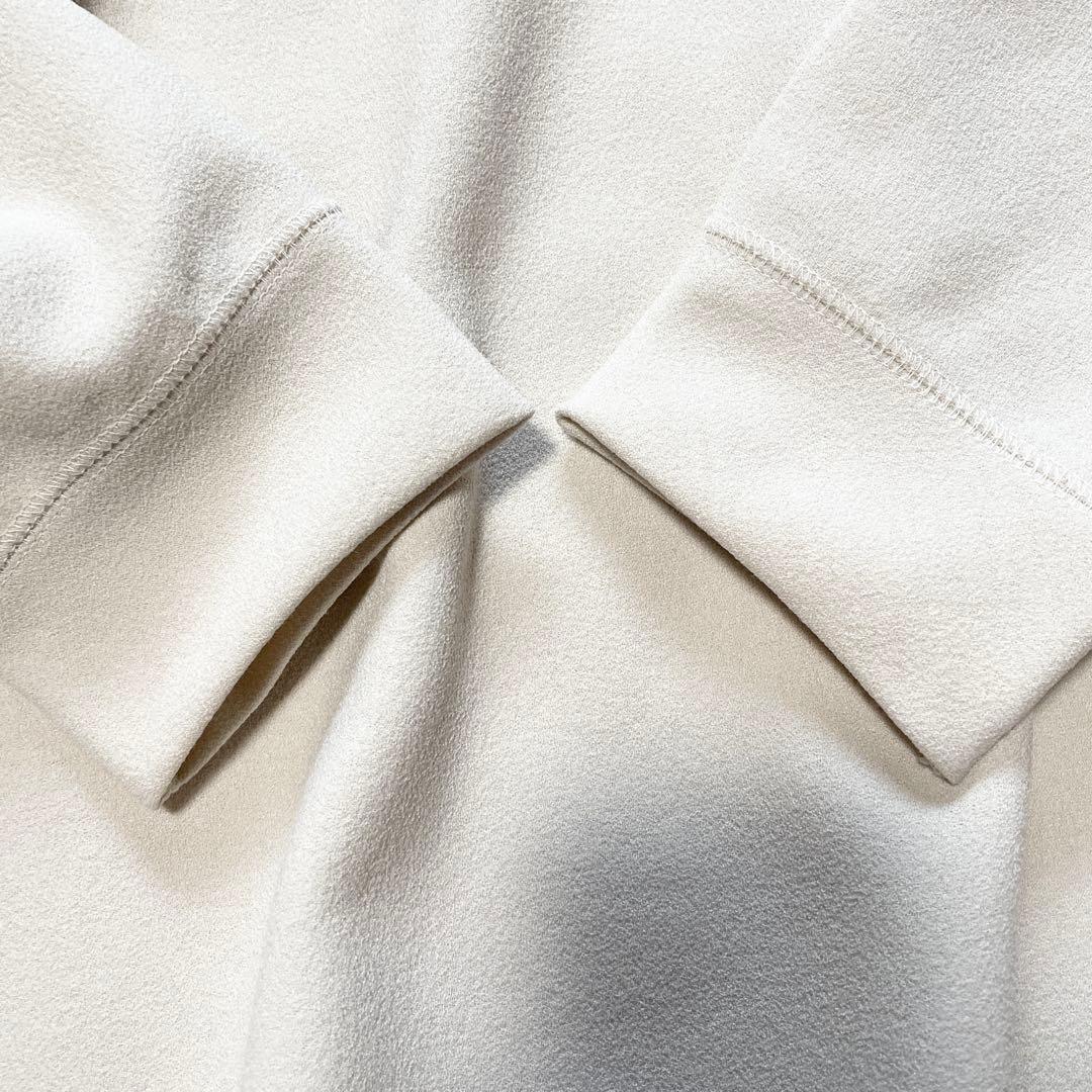 ‘25AW Whim Gazette Vガゼットプルオーバー