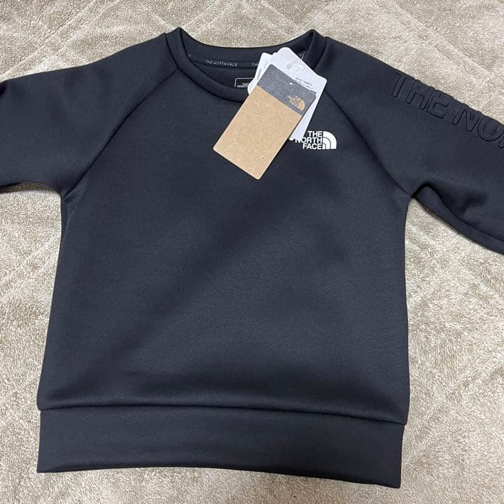 新品　ノースフェイス　テックエアースウェットクルー　トレーナー　140cm