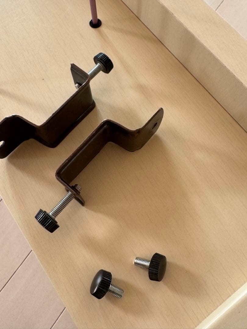 カリモク　ボナシェルタ　ブックスタンド　シアーホワイト色