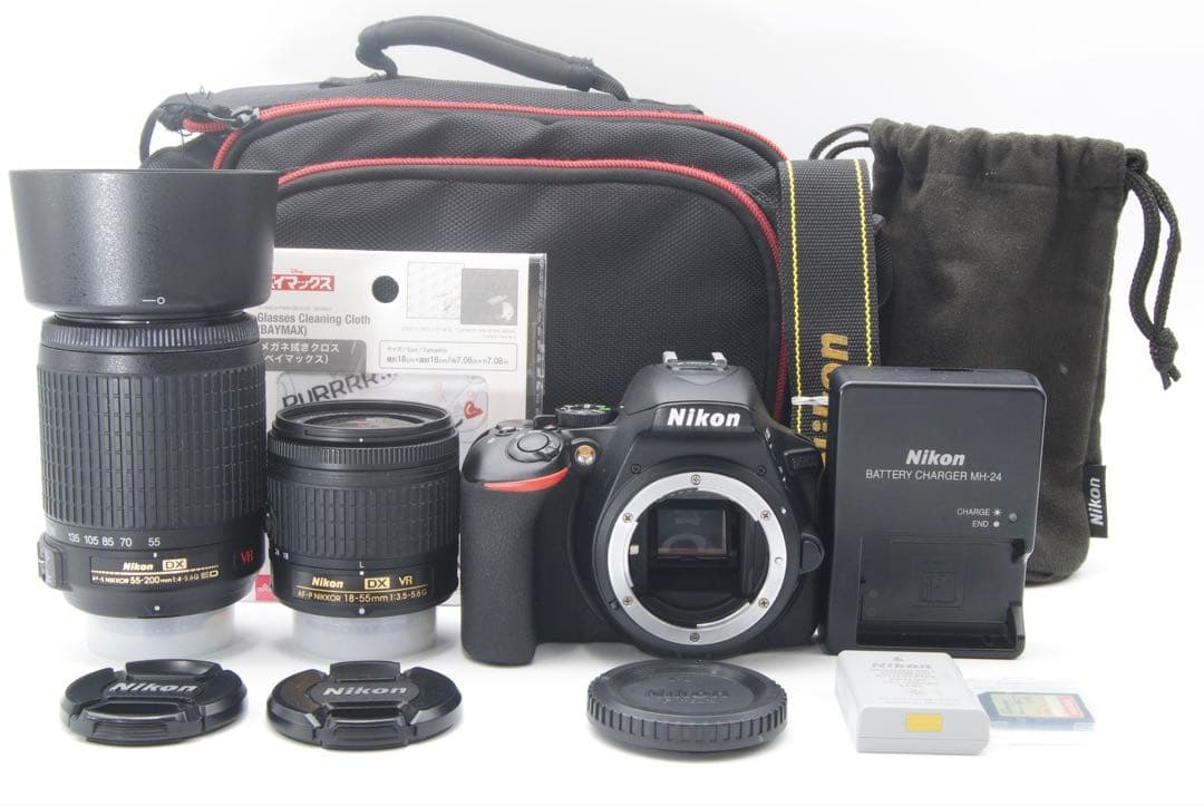 Nikon D5600 Wレンズ　自動スマホ転送　Wi-Fi Bluetooth
