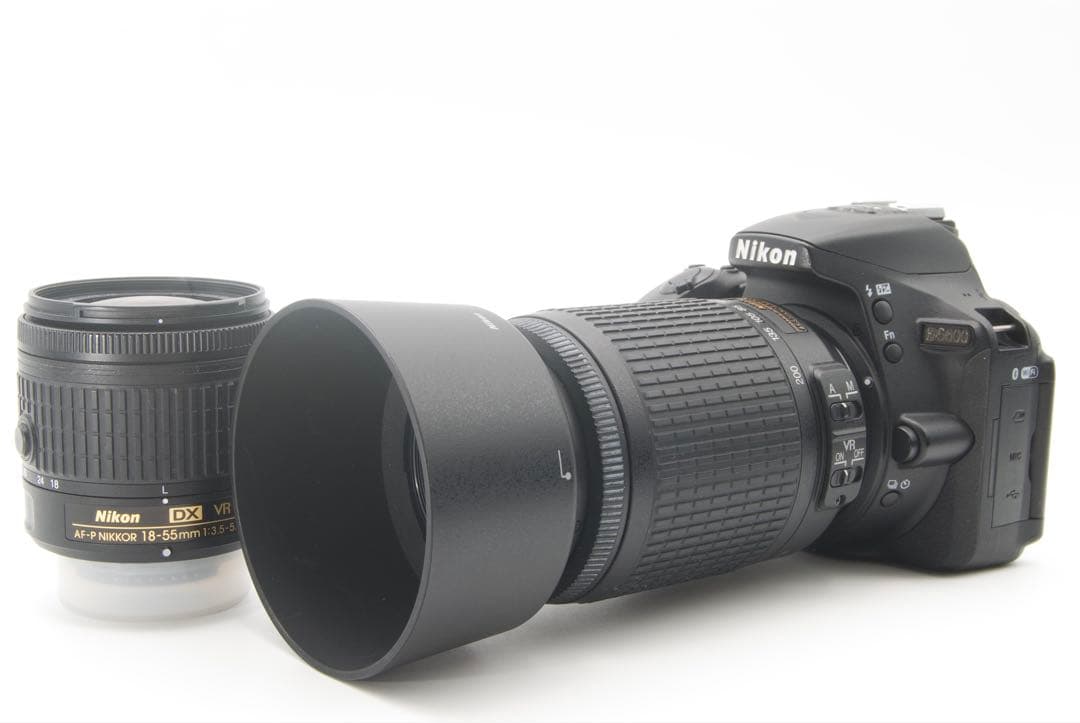 Nikon D5600 Wレンズ　自動スマホ転送　Wi-Fi Bluetooth