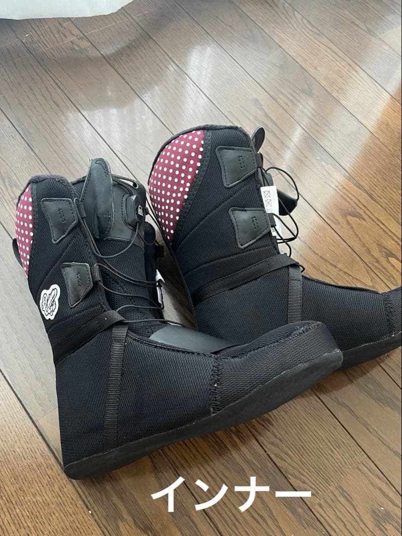 【美品】SALOMONスノボブーツ　サロモン　レディース　ドット柄