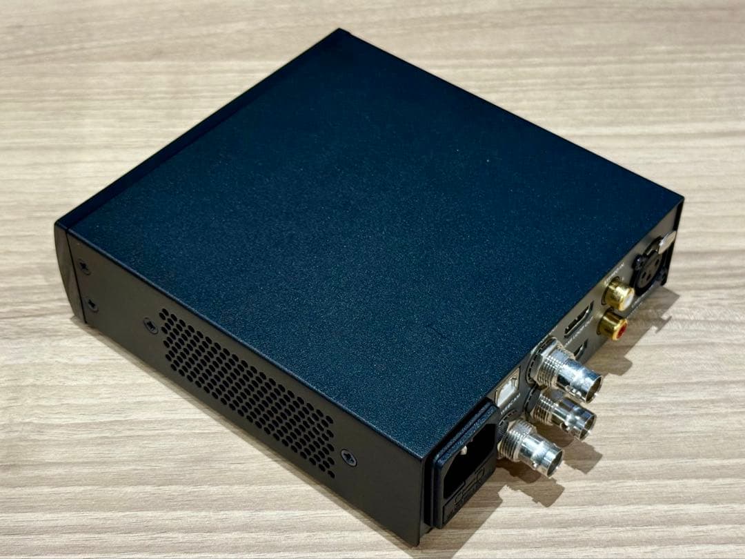 Blackmagic Design Web Presenter ACケーブル付き