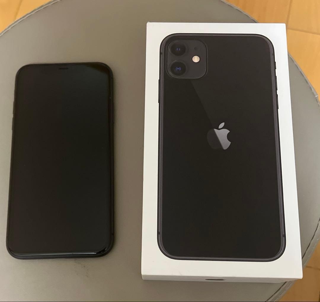 Apple iPhone 11 64GB 本体