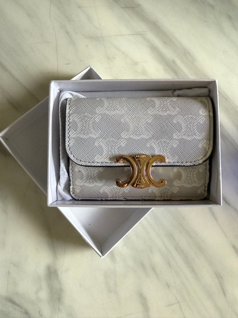 名刺入れ グレー未使用美品